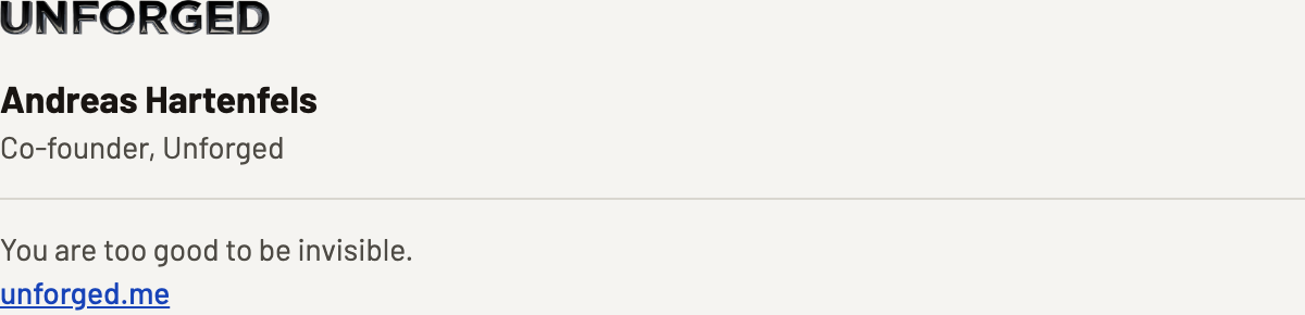 The email signature template at 600 pixels wide